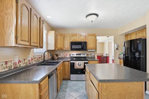 6723 Silver Tree Drive Indianapolis IN 46236