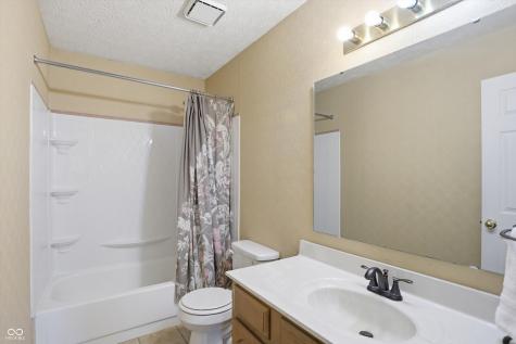 6723 Silver Tree Drive Indianapolis IN 46236