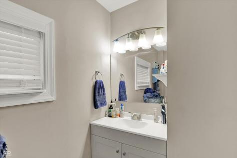 1427 Ruth Drive Indianapolis IN 46240