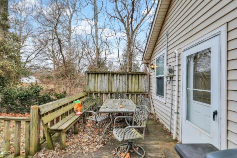 1427 Ruth Drive Indianapolis IN 46240