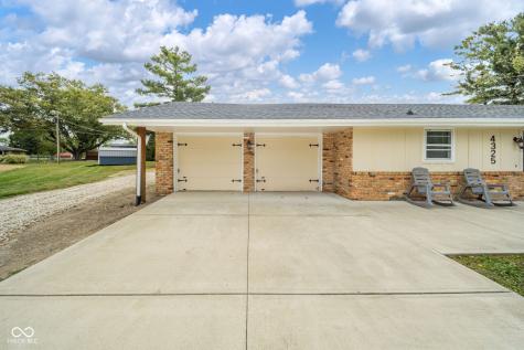 4325 E Maple Manor Parkway Muncie IN 47302