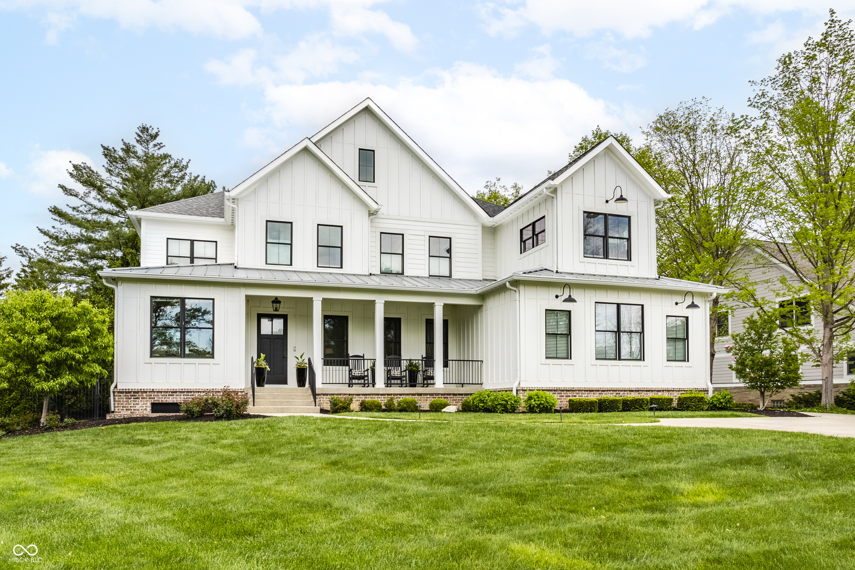 7602 N Pennsylvania Street Indianapolis IN 46240