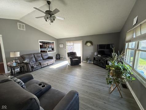 11022 Maze Road Indianapolis IN 46259