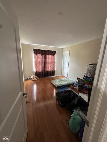 910 Angus Way Indianapolis IN 46217
