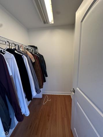 910 Angus Way Indianapolis IN 46217
