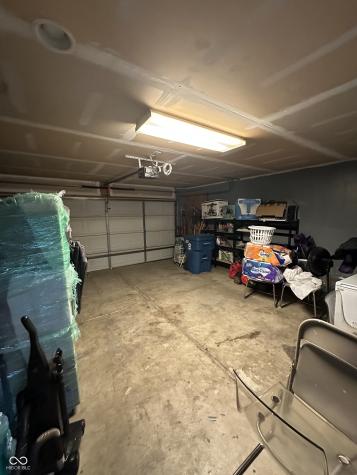 910 Angus Way Indianapolis IN 46217