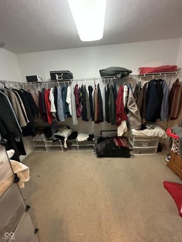910 Angus Way Indianapolis IN 46217