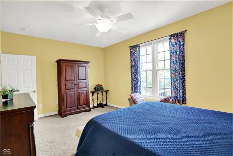 5825 Spruce Knoll Court Indianapolis IN 46220