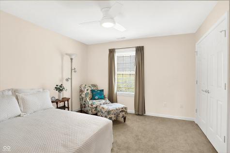 5825 Spruce Knoll Court Indianapolis IN 46220