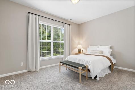 7249 Red Maple Drive Zionsville IN 46077