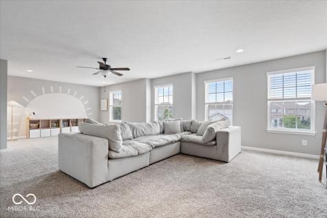 7249 Red Maple Drive Zionsville IN 46077