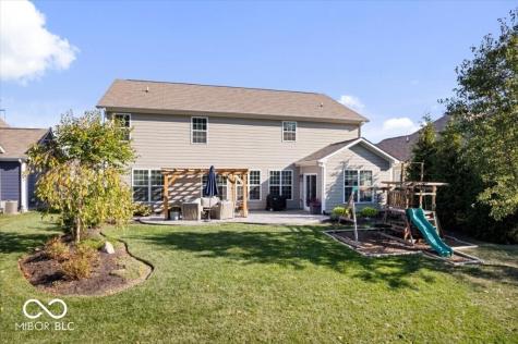 7249 Red Maple Drive Zionsville IN 46077