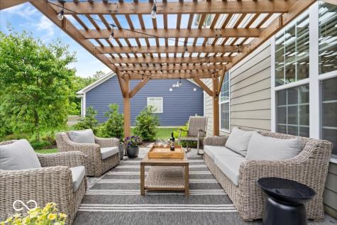 7249 Red Maple Drive Zionsville IN 46077