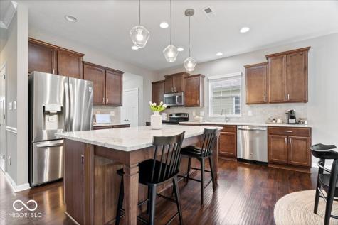 7249 Red Maple Drive Zionsville IN 46077