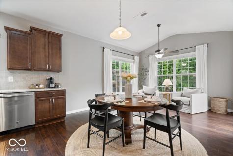 7249 Red Maple Drive Zionsville IN 46077