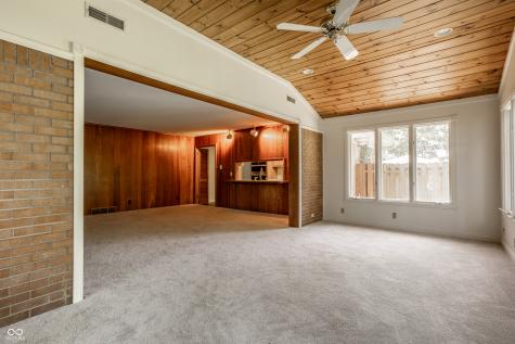 8530 Washington Boulevard Indianapolis IN 46240