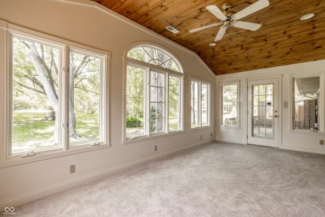 8530 Washington Boulevard Indianapolis IN 46240
