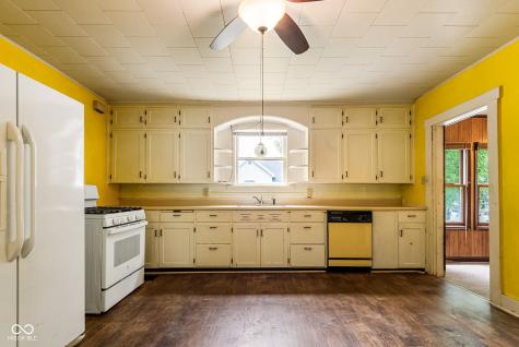 1902 Gilmore Street Columbus IN 47201
