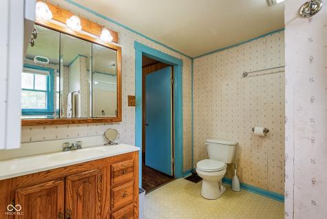 1902 Gilmore Street Columbus IN 47201
