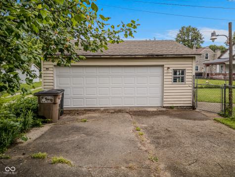 1902 Gilmore Street Columbus IN 47201
