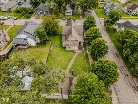 1902 Gilmore Street Columbus IN 47201