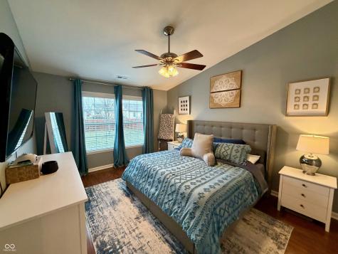 8566 Captain Drive Avon IN 46123