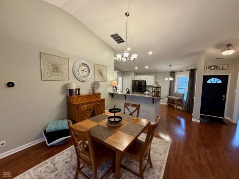 8566 Captain Drive Avon IN 46123