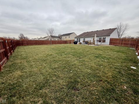 8566 Captain Drive Avon IN 46123