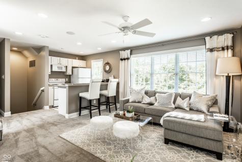 9162 Pleasant View Lane Zionsville IN 46077