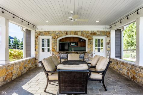 9162 Pleasant View Lane Zionsville IN 46077