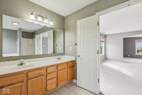 11754 Hamble Drive Indianapolis IN 46235