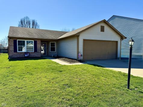 831 Cross Wind Court Greenwood IN 46143