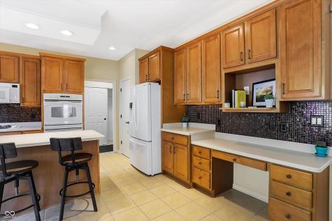 3868 Branch Creek Court Zionsville IN 46077
