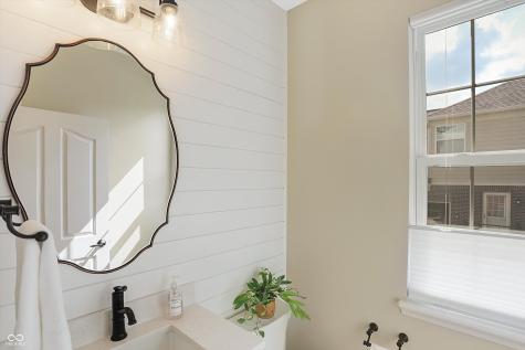 3868 Branch Creek Court Zionsville IN 46077