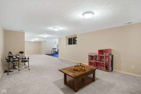 3868 Branch Creek Court Zionsville IN 46077