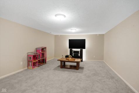 3868 Branch Creek Court Zionsville IN 46077