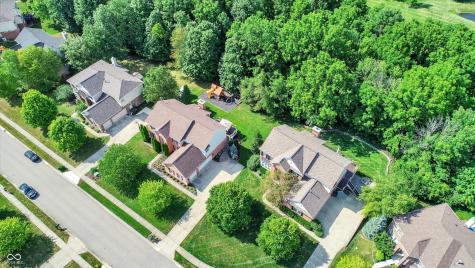 3868 Branch Creek Court Zionsville IN 46077