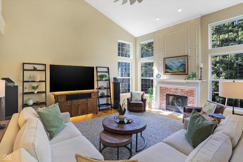 3868 Branch Creek Court Zionsville IN 46077