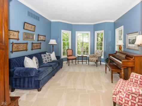 8708 Highwood Lane Indianapolis IN 46278