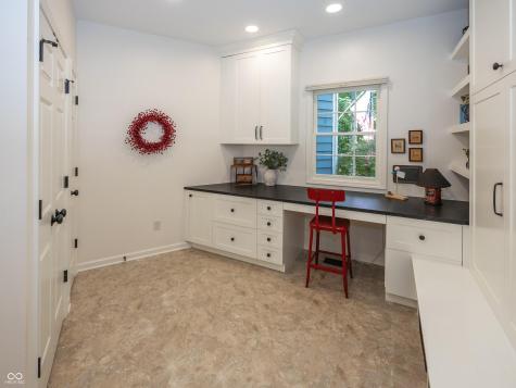 8708 Highwood Lane Indianapolis IN 46278