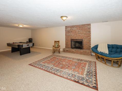 8708 Highwood Lane Indianapolis IN 46278