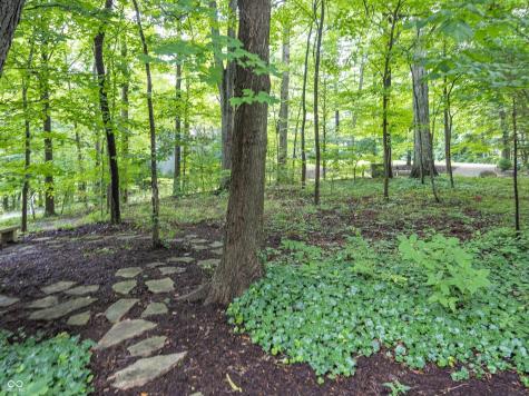 8708 Highwood Lane Indianapolis IN 46278
