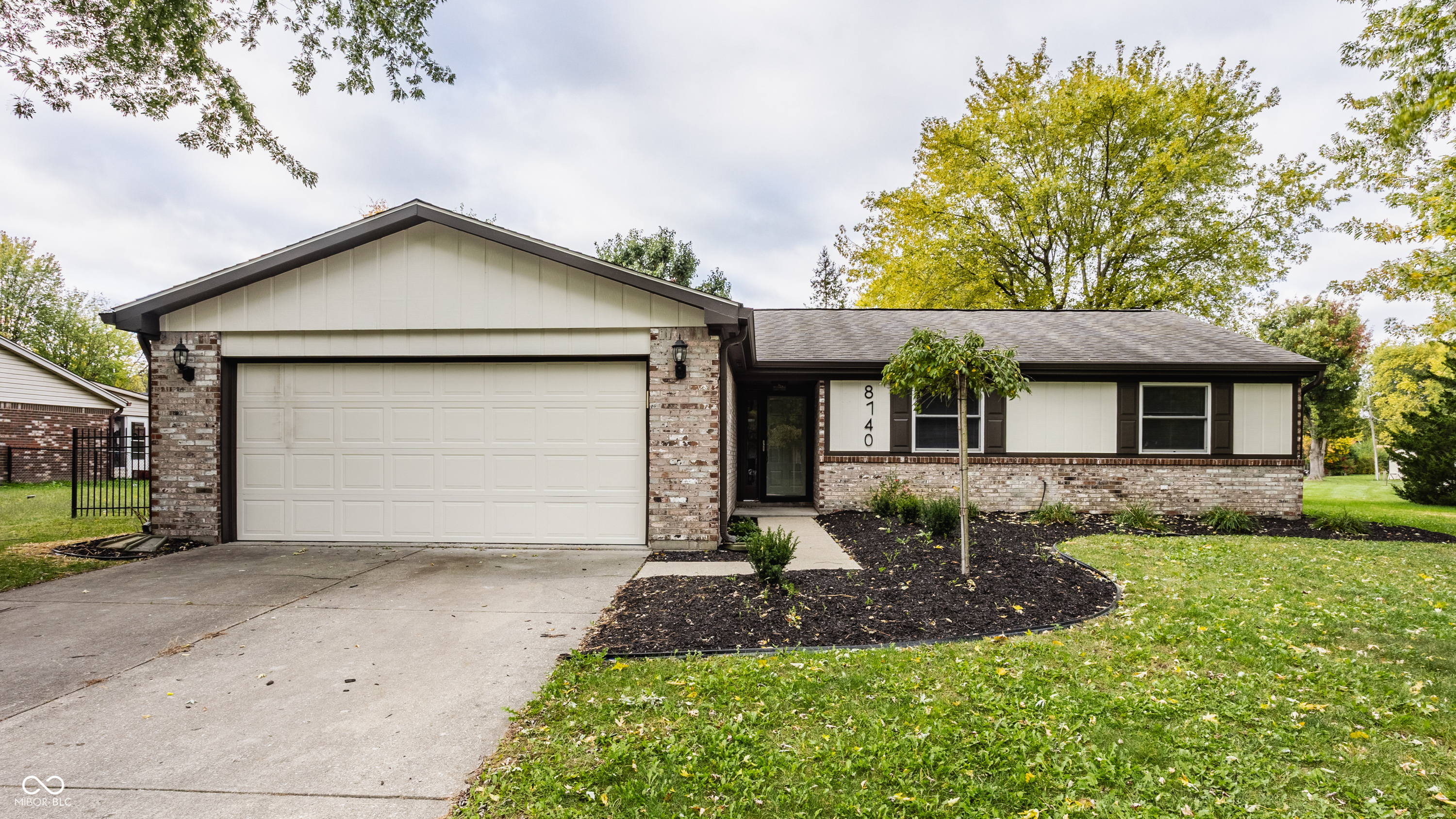 8740 Royal Meadow Drive Indianapolis IN 46217