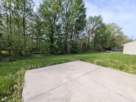 1685 Thresher Drive Columbus IN 47201