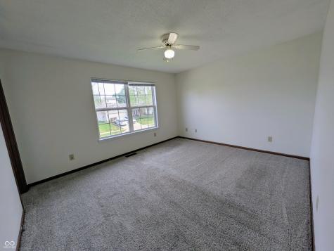 1685 Thresher Drive Columbus IN 47201