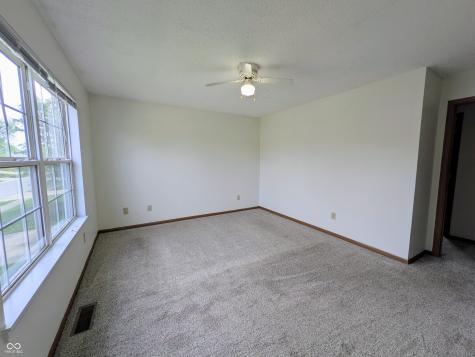 1685 Thresher Drive Columbus IN 47201
