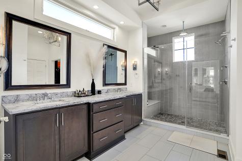 565 Old Ashbury Road Westfield IN 46074