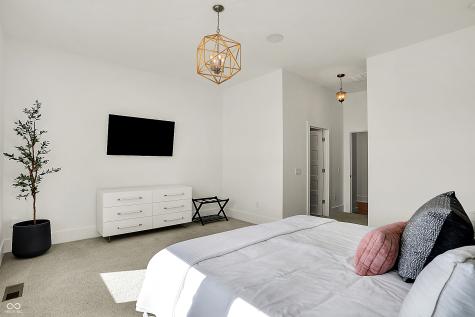 565 Old Ashbury Road Westfield IN 46074