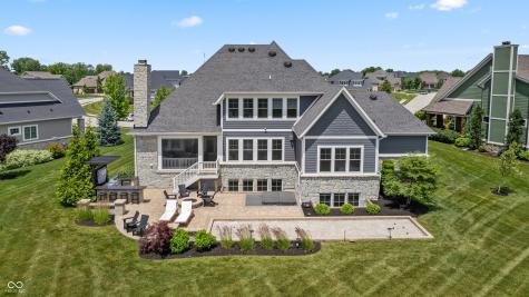 565 Old Ashbury Road Westfield IN 46074