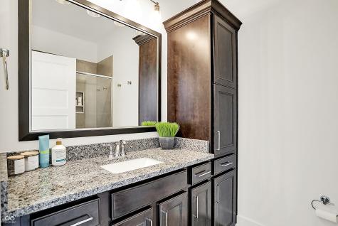 565 Old Ashbury Road Westfield IN 46074